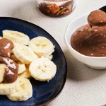 bananany z kremem czekoladowym ze słonym karmelem