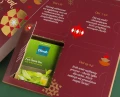 Dilmah Advent Calendar [24x2g-1,5g] - 24 torebki ekspresowe 2g-1,5g z zawieszką w kopercie. Kolor bordowy. 4.jpg